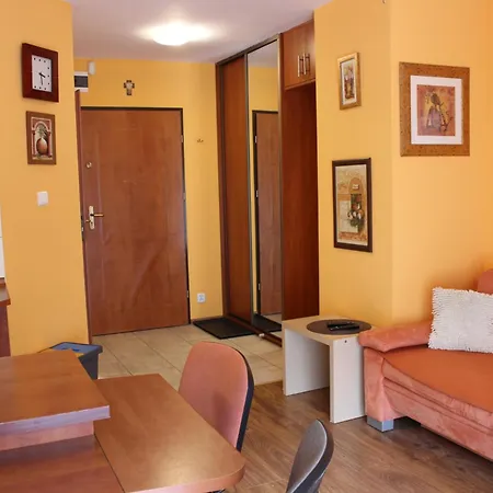 Przy Orliku W Karpaczu Na Osiedlu Skalnym Apartament